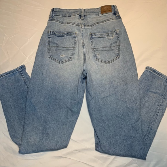 American Eagle Ripped Curvy Mom Jeans - Picture 2 of 5